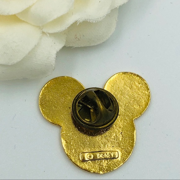 Mickey Mouse Lapel Pin Flag Patriotic Stars Stripe - Picture 2 of 3
